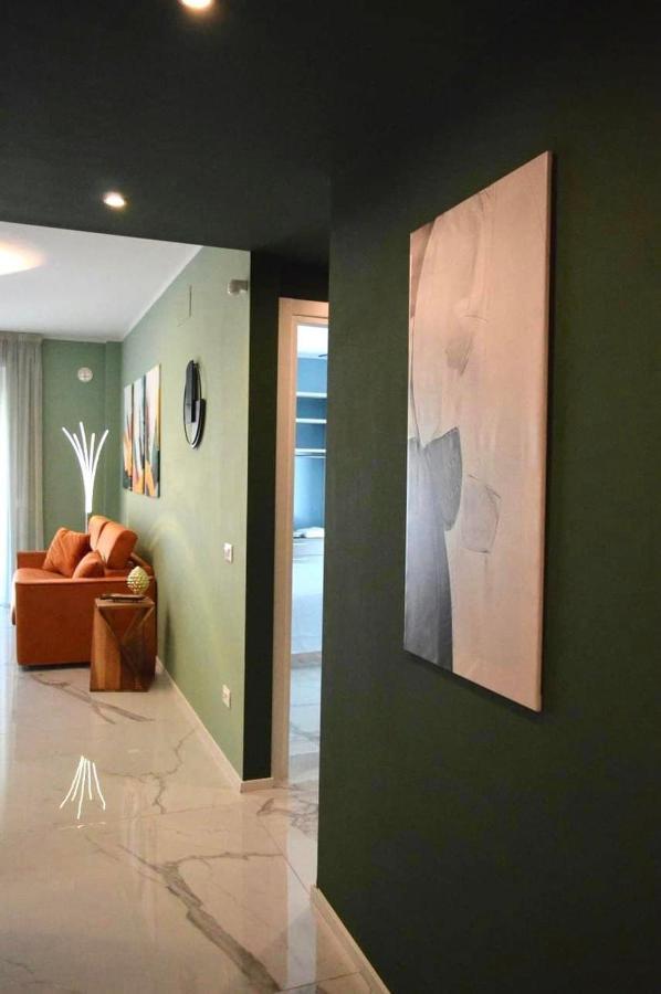 Dizeta Suite And Apartment 萨莱诺 外观 照片