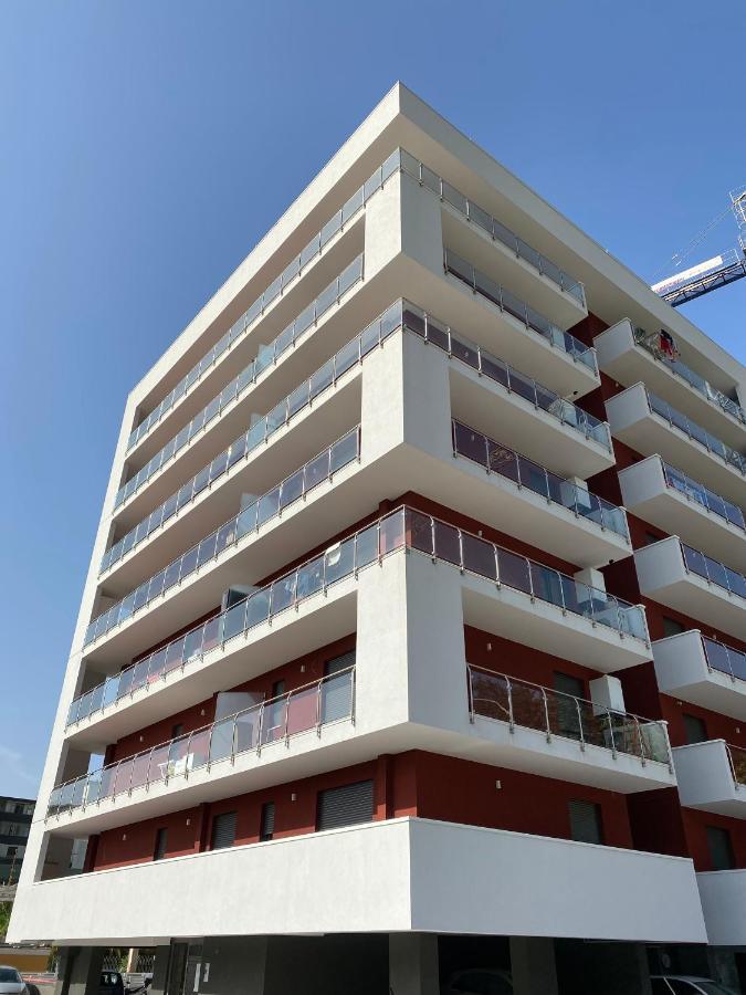 Dizeta Suite And Apartment 萨莱诺 外观 照片