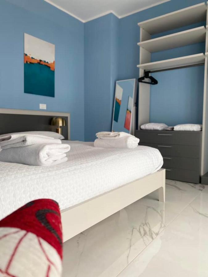 Dizeta Suite And Apartment 萨莱诺 外观 照片