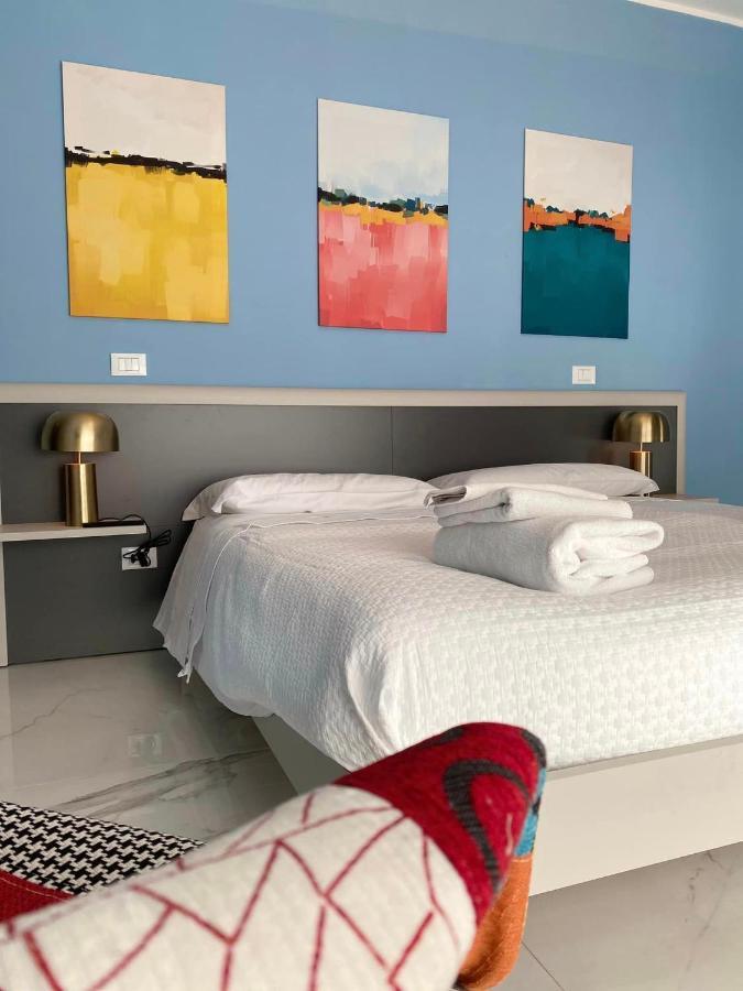 Dizeta Suite And Apartment 萨莱诺 外观 照片