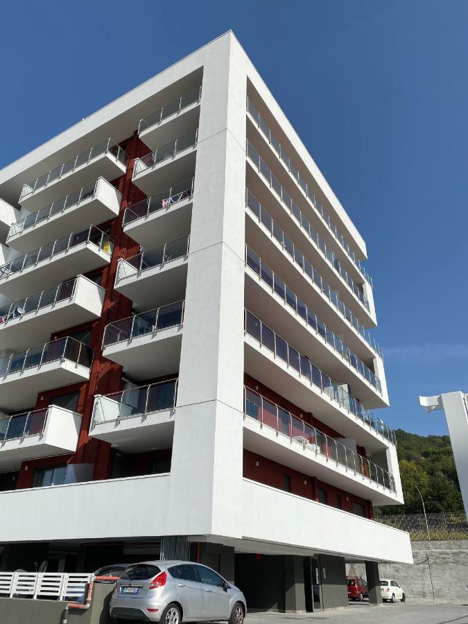 Dizeta Suite And Apartment 萨莱诺 外观 照片